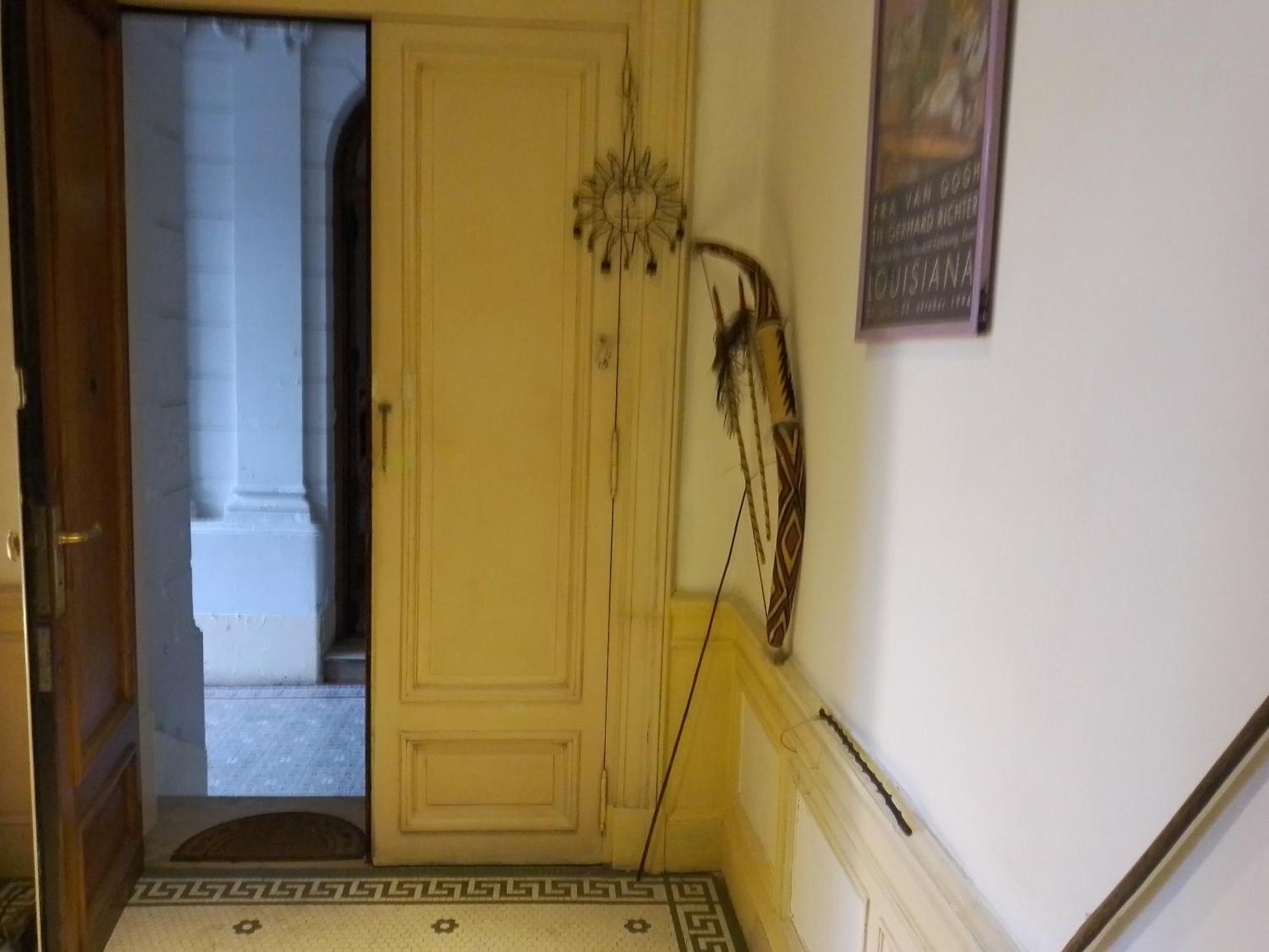 Habitacion En Edificio Historico, Buenos Aires
